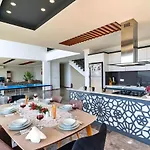 Koerdere 3 Bedroom Secluded With Private Pool Hot Tub *