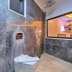 Koerdere 3 Bedroom Secluded With Private Pool Hot Tub Kalkan