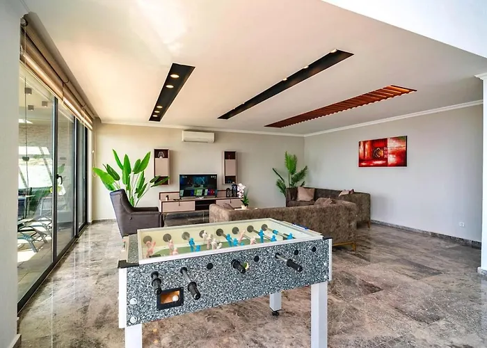 Koerdere 3 Bedroom Secluded With Private Pool Hot Tub 别墅 *