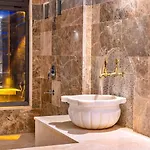 Koerdere 3 Bedroom Secluded With Private Pool Hot Tub *