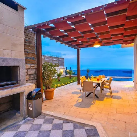 Koerdere 3 Bedroom Secluded With Private Pool Hot Tub Villa Kalkan