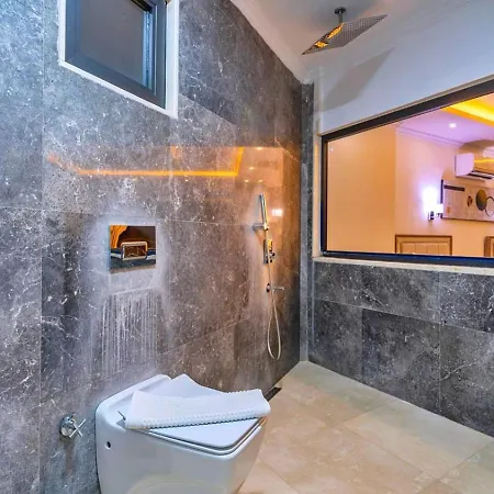 Koerdere 3 Bedroom Secluded With Private Pool Hot Tub Kalkan