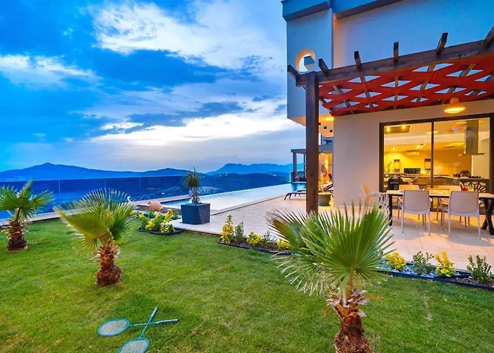 Villa Koerdere 3 Bedroom Secluded With Private Pool Hot Tub