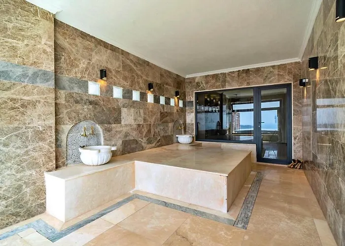 Koerdere 3 Bedroom Secluded With Private Pool Hot Tub Kalkan