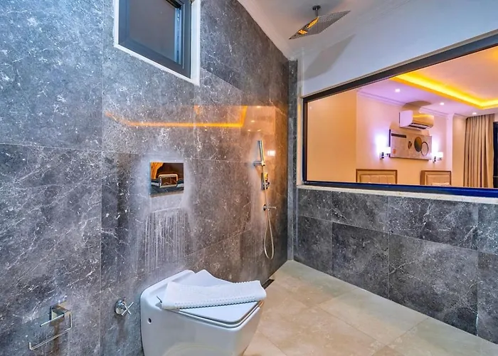 Koerdere 3 Bedroom Secluded With Private Pool Hot Tub Kalkan
