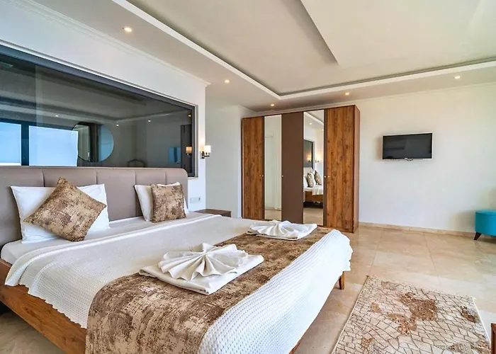 Koerdere 3 Bedroom Secluded With Private Pool Hot Tub Villa Kalkan