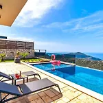 Koerdere 3 Bedroom Secluded With Private Pool Hot Tub Villa Kalkan